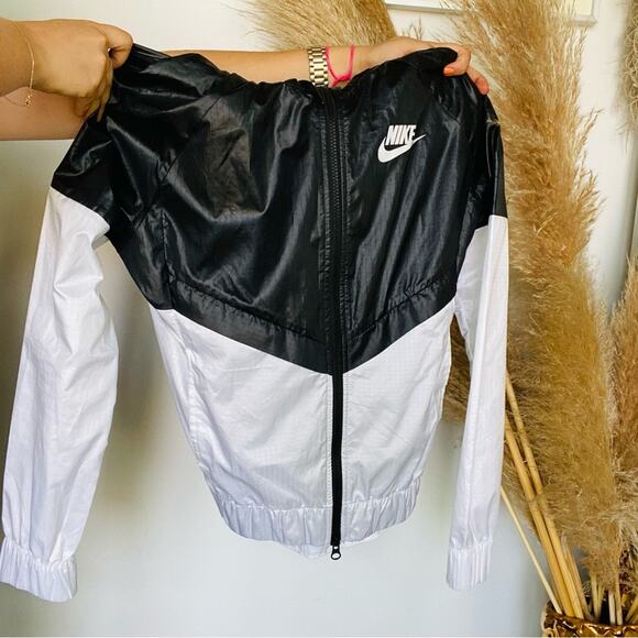 NEW NIKE Black White Colorblock Solid Windbreaker Jacket Hoodie Hood Pockets S - Picture 6 of 10